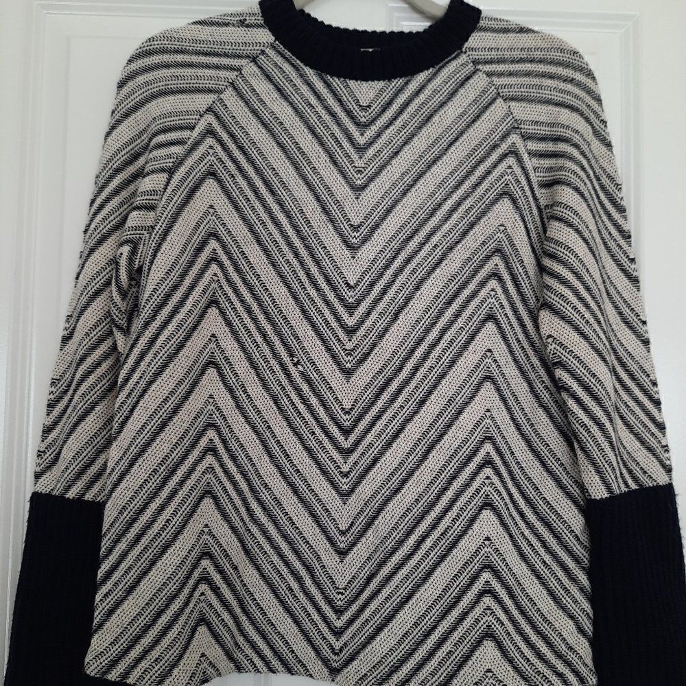 Tory Burch Sweater size S‎